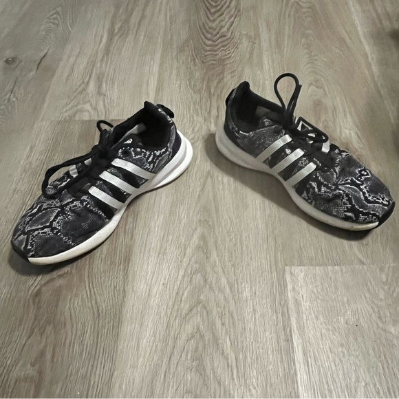 Women's Adidas Black & White Snake Print Patterned Running Shoes - Picture 8 of 11